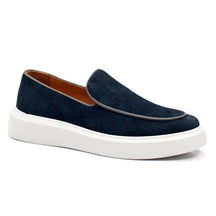 Mocassim Loafer em Couro Camurça – Sofisticação e Conforto para Todas as Ocasiões